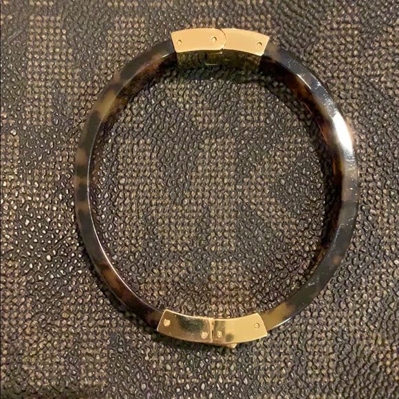 Michael Kors Hinged Tortoise Shell Bangle - Picture 2 of 4
